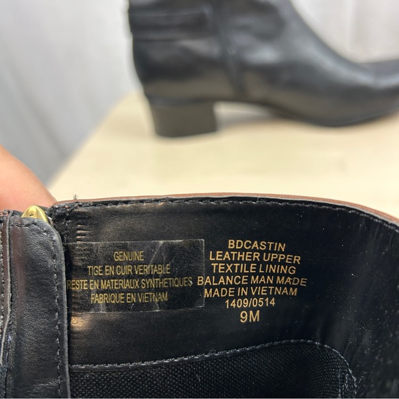 BANDOLINO BDCastin Leather Riding Boots Women's 9 Black Brown Knee High Zip Gold - Picture 6 of 9